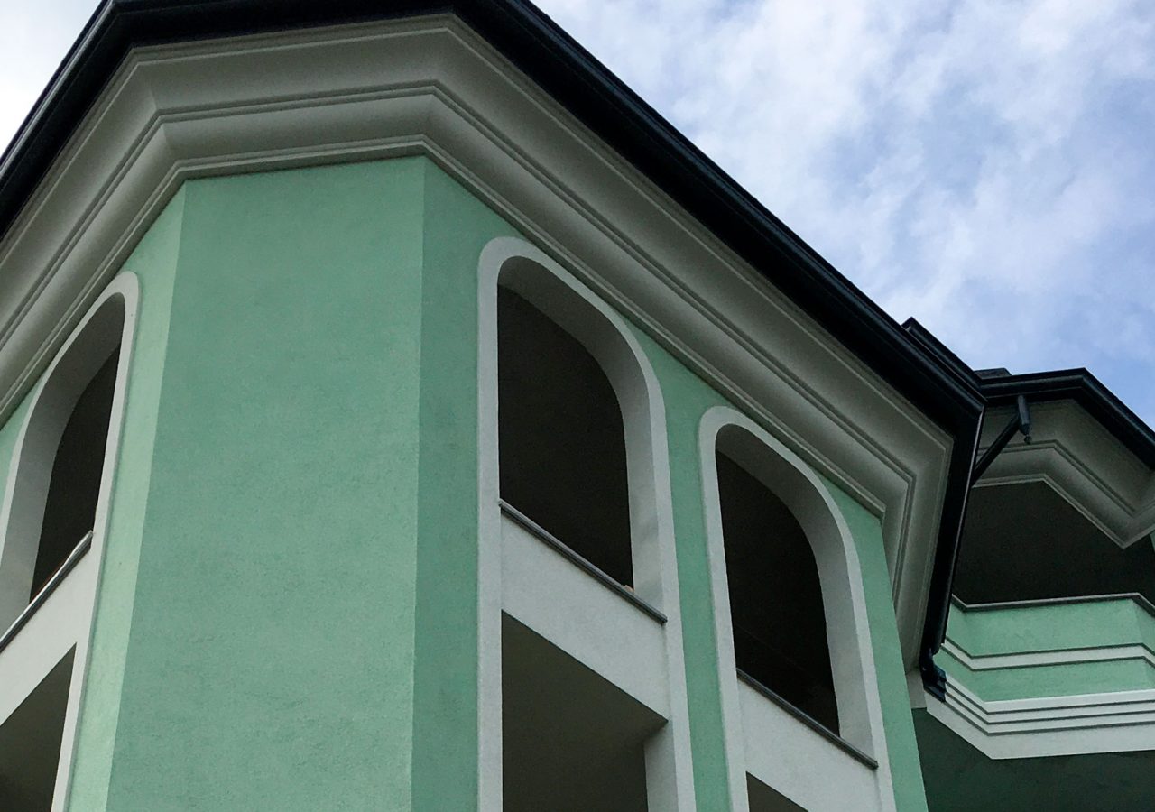 Into-System Paullo palazzina decorazioni esterne colorate